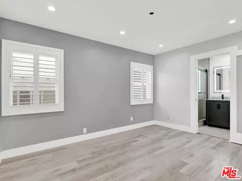 520 Irving Dr, Burbank, CA 91504 photo 10