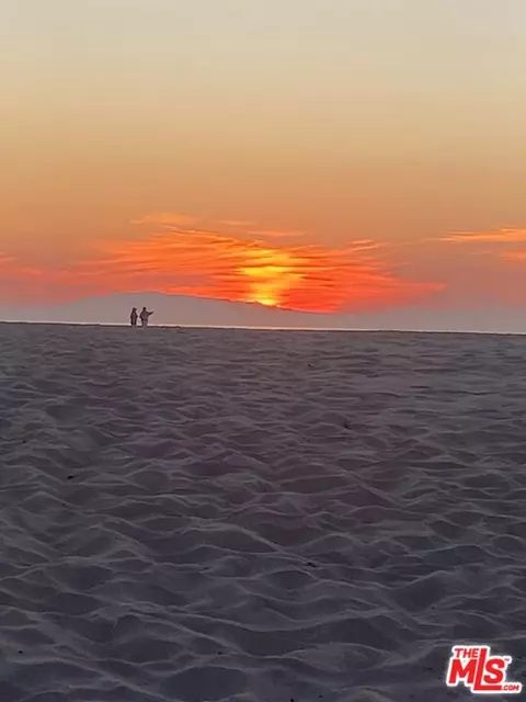 112 Santa Monica Ave, Oxnard, CA 93035