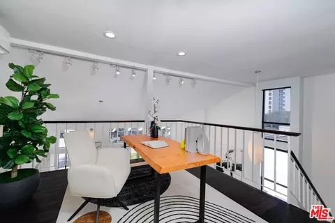 1415 E Ocean Blvd # 202, Long Beach, CA 90802 photo 9