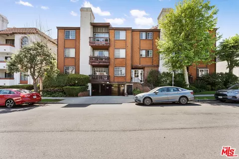 1433 Barry Ave #103, Los Angeles, CA 90025