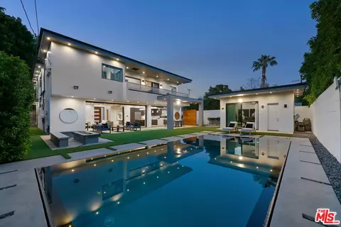 14812 Morrison St, Sherman Oaks, CA 91403