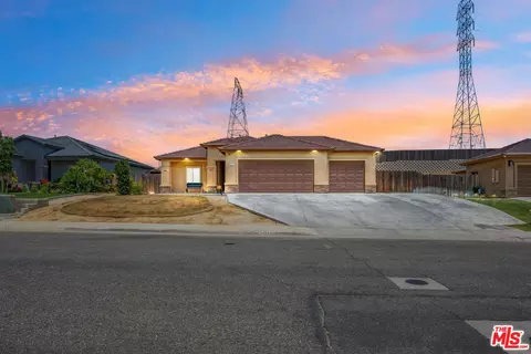 3605 Balvicar Dr, Bakersfield, CA 93306