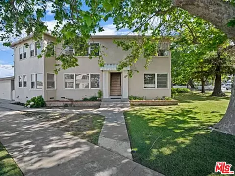 2607 Granville Ave, Los Angeles, CA 90064