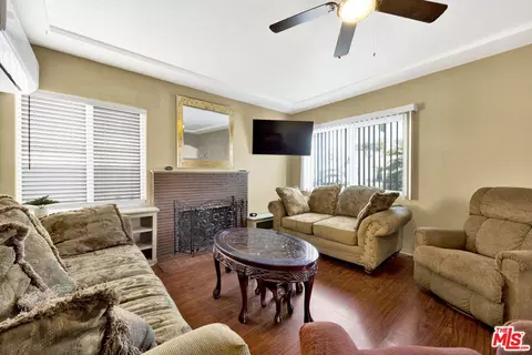 10133 Maple St, Bellflower, CA 90706 photo 8