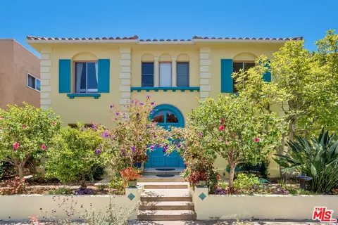 4426 Price St, Los Angeles, CA 90027