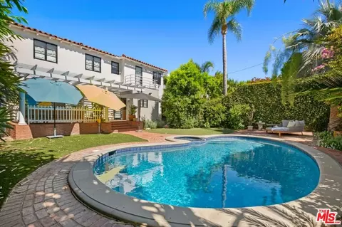 232 S Rodeo Dr, Beverly Hills, CA 90212