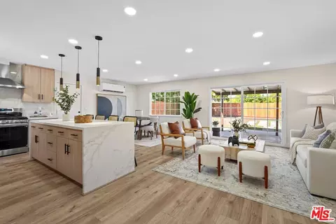 6520 Debs Ave, West Hills, CA 91307