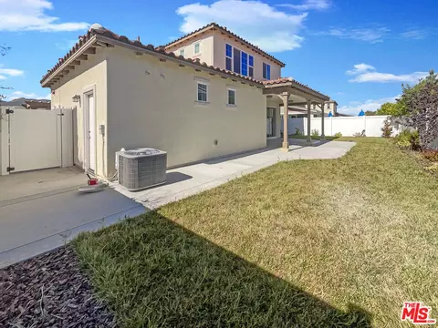 Exterior - 265 Rose St, Fillmore, CA 93015 photo 3 of 4