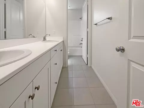 Entry Way - 265 Rose St, Fillmore, CA 93015 photo 4 of 4