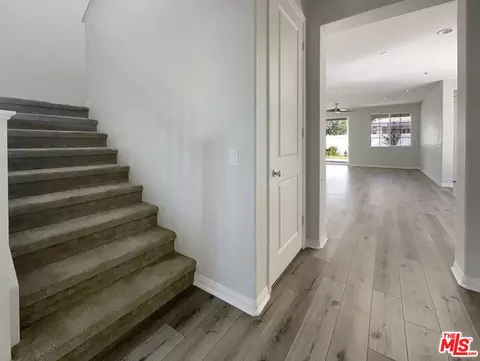 Entry Way - 265 Rose St, Fillmore, CA 93015 photo 1 of 4