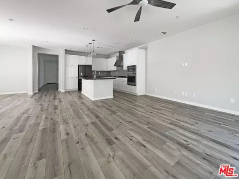Living - 265 Rose St, Fillmore, CA 93015 photo 6 of 7