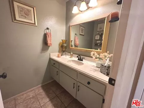 Bath - 9866 Madera Ct, Rancho Cucamonga, CA 91730 photo 1 of 5