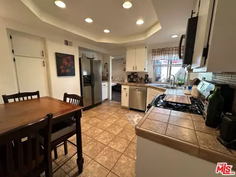 Kitchen - 9866 Madera Ct, Rancho Cucamonga, CA 91730 photo 1 of 5