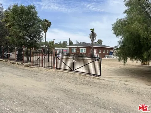 22240 Amelia Rd, Perris, CA 92570 photo 5