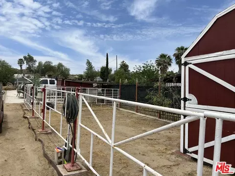 22240 Amelia Rd, Perris, CA 92570 photo 18