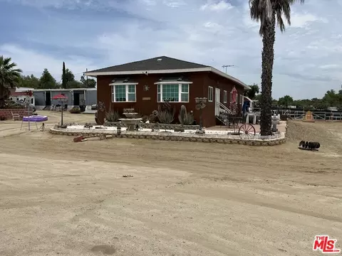 22240 Amelia Rd, Perris, CA 92570 photo 2