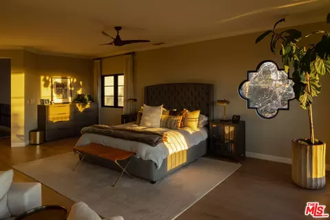 Bedroom - 13439 Java Dr, Beverly Hills, CA 90210 photo 4 of 4