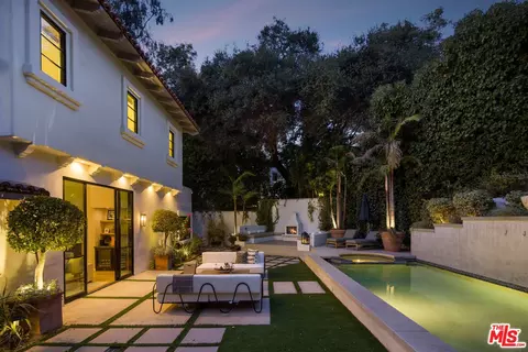 Exterior - 13439 Java Dr, Beverly Hills, CA 90210 photo 8 of 8