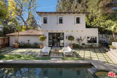Exterior - 13439 Java Dr, Beverly Hills, CA 90210 photo 5 of 8