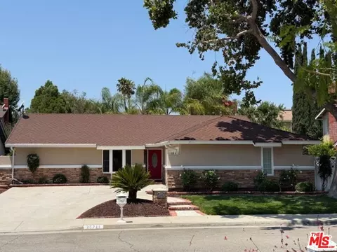 25711 Yucca Valley Rd, Valencia, CA 91355