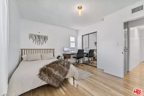 Bedroom - 1500 Hackett Ave, Long Beach, CA 90815 photo 4 of 5