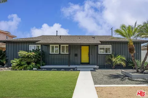Exterior - 1500 Hackett Ave, Long Beach, CA 90815 photo 1 of 7
