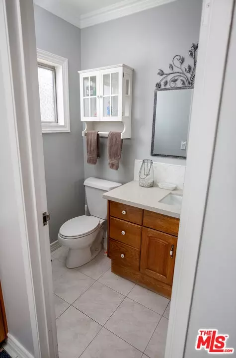 Bath - 5923 Mildred Ave, Cypress, CA 90630 photo 1 of 4