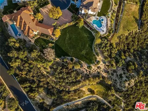 24030 Alder Pl, Calabasas, CA 91302