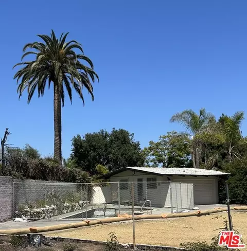 16909 Scenic Pl, Pacific Palisades, CA 90272
