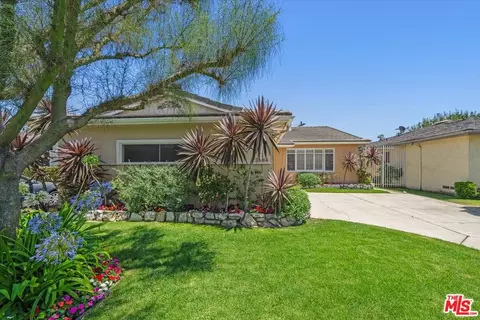 3884 S Norton Ave, Los Angeles, CA 90008