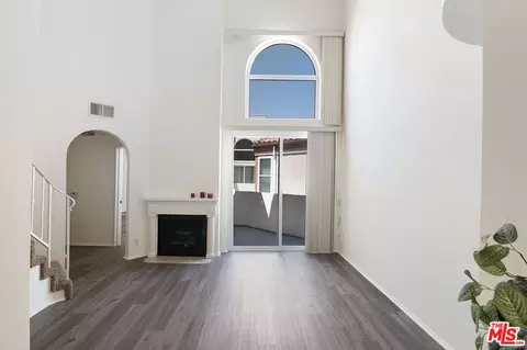 620 S Gramercy Pl #439, Los Angeles, CA 90005