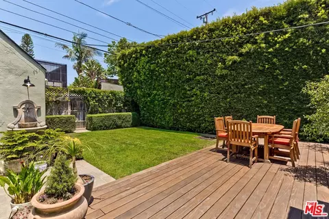 Exterior - 839 Commonwealth Ave, Venice, CA 90291 photo 10 of 14