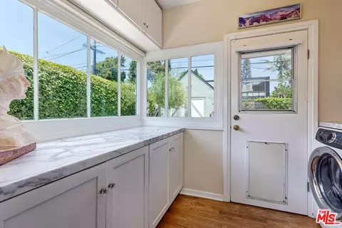 Other - 839 Commonwealth Ave, Venice, CA 90291 photo 4 of 5