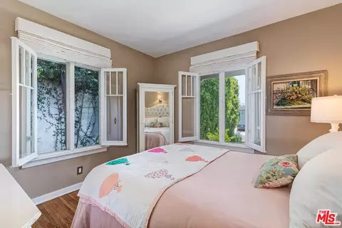 Bedroom - 839 Commonwealth Ave, Venice, CA 90291 photo 1 of 4