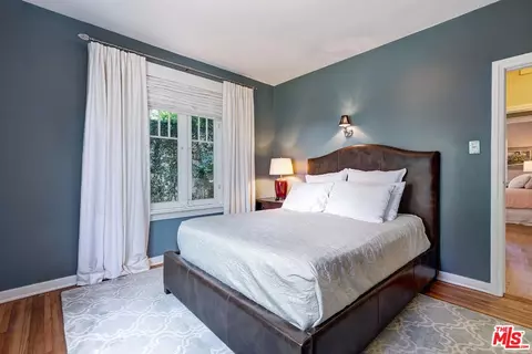 Bedroom - 839 Commonwealth Ave, Venice, CA 90291 photo 4 of 4
