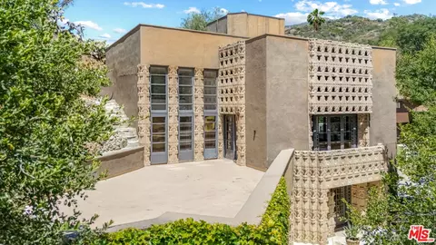 2535 E Chevy Chase Dr, Glendale, CA 91206 photo 25