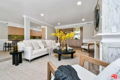 225 S Tower Dr #101, Beverly Hills, CA 90211