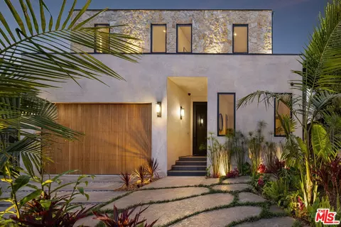 3731 Wasatch Ave, Los Angeles, CA 90066