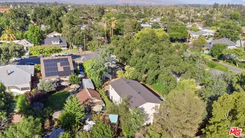 View/Area - 230 S Buena Vista St, Redlands, CA 92373 photo 2 of 2