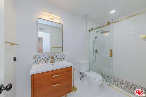 Bath - 2416 Pinecrest Ct, Fullerton, CA 92835 photo 3 of 4