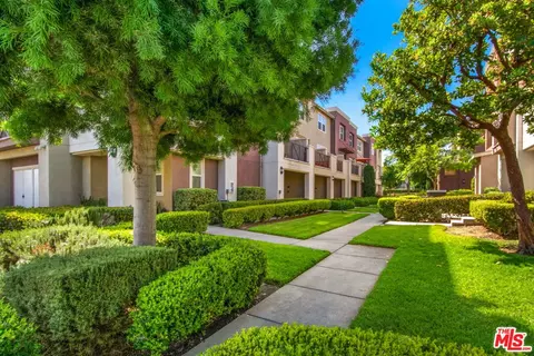 500 N Willowbrook Ave #M6, Compton, CA 90220