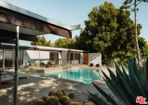 1705 Summitridge Dr, Beverly Hills, CA 90210