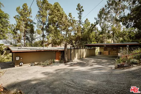 2 Seahurst Rd, Rolling Hills Estates, CA 90274 photo 2