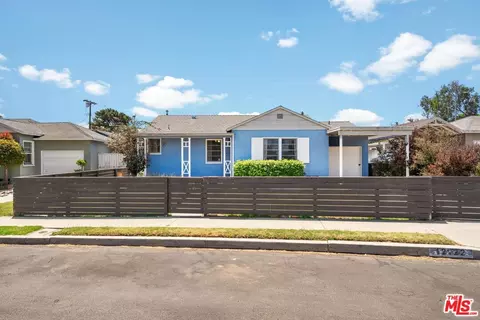 12122 Ivy Pl, Los Angeles, CA 90064