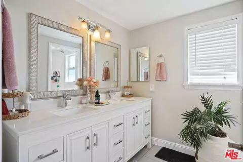 Bath - 42608 Remora St, Temecula, CA 92592 photo 7 of 9