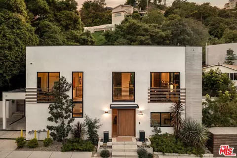 8446 Kirkwood Dr, Los Angeles, CA 90046