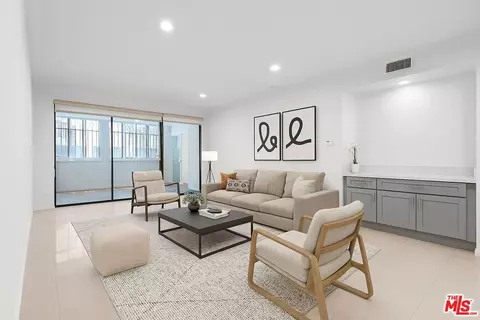 435 S La Fayette Park Pl #106, Los Angeles, CA 90057
