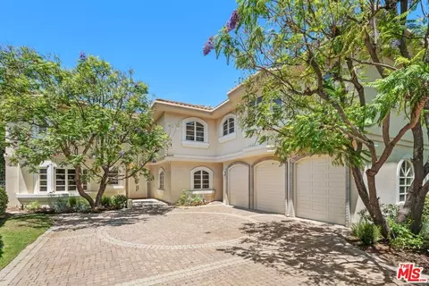 2293 Stratford Cir, Los Angeles, CA 90077