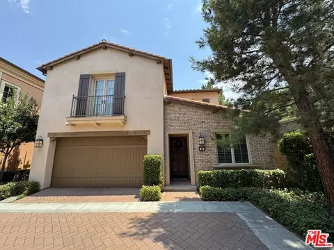 86 Cipresso, Irvine, CA 92618 photo 2