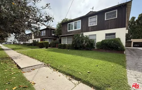 5319 Vantage Ave, Valley Village, CA 91607